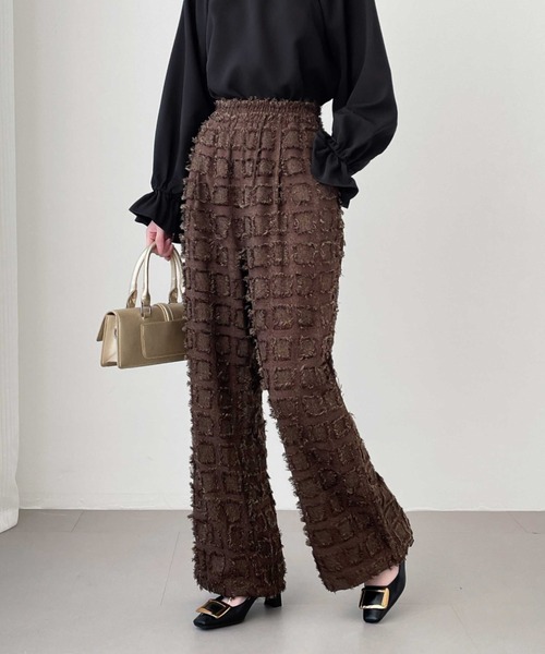 ABITOKYO(アビトーキョー)の「ハイウエストフリンジジャカードセミワイドパンツ(その他パンツ・レディース・ベージュ/ブラウン/チャコールグレー・S/M/L/XL)」の1枚目の写真