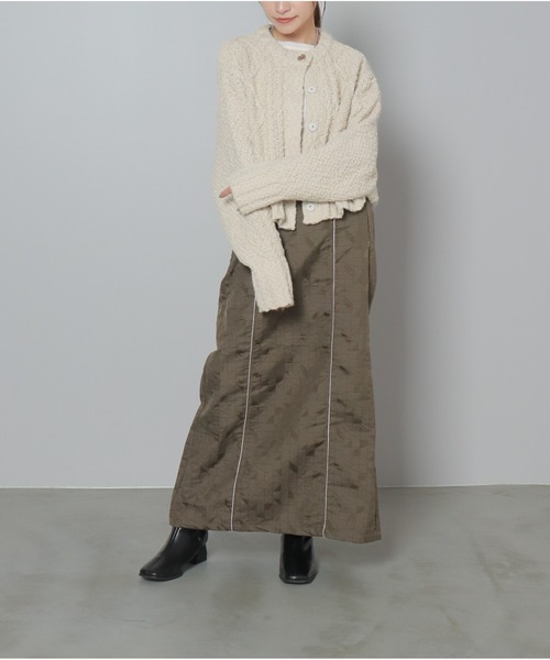 OandI(オーアンドアイ)の「柄編みクロップド丈クルーカーディガン(カーディガン/ボレロ・レディース・アイボリー/ブラック/ブルーグレー・FREE)」の5枚目の写真