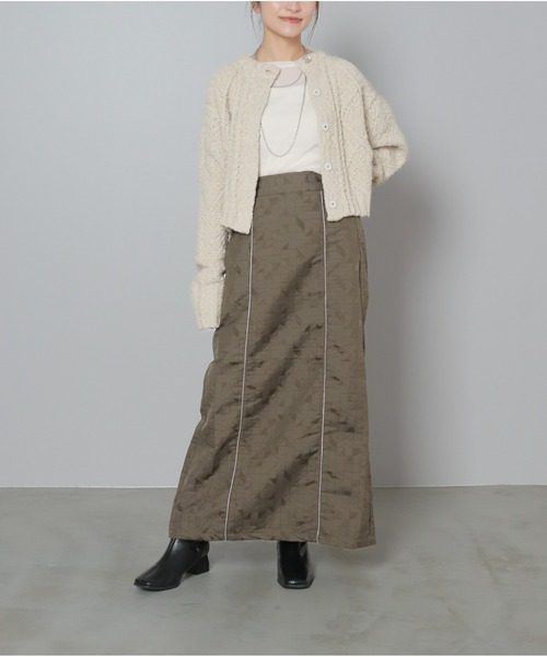 OandI(オーアンドアイ)の「柄編みクロップド丈クルーカーディガン(カーディガン/ボレロ・レディース・アイボリー/ブラック/ブルーグレー・FREE)」の6枚目の写真