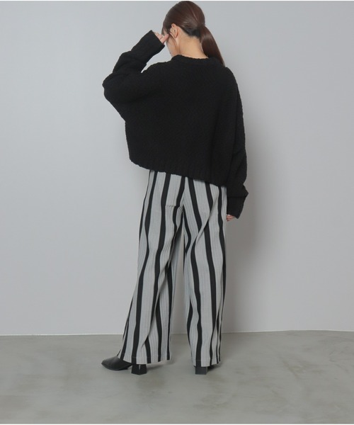 OandI(オーアンドアイ)の「柄編みクロップド丈クルーカーディガン(カーディガン/ボレロ・レディース・アイボリー/ブラック/ブルーグレー・FREE)」の15枚目の写真