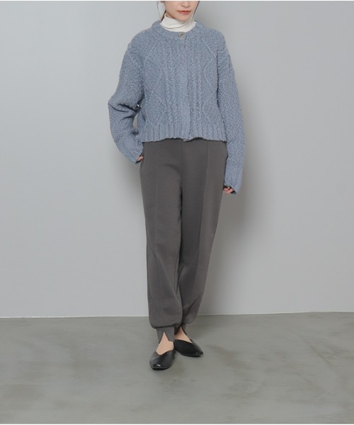 OandI(オーアンドアイ)の「柄編みクロップド丈クルーカーディガン(カーディガン/ボレロ・レディース・アイボリー/ブラック/ブルーグレー・FREE)」の16枚目の写真