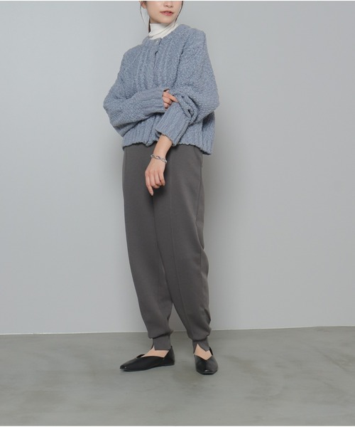 OandI(オーアンドアイ)の「柄編みクロップド丈クルーカーディガン(カーディガン/ボレロ・レディース・アイボリー/ブラック/ブルーグレー・FREE)」の18枚目の写真