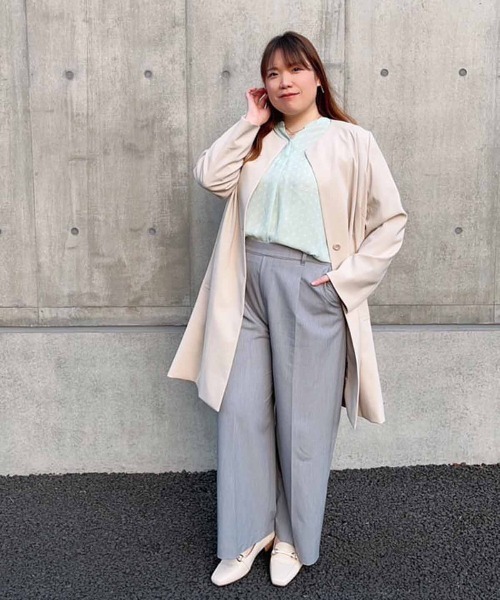 fleur by mint breeze(フルールバイミントブリーズ)の「【L~5L 大きいサイズ】幾何柄バンドカラースキッパーブラウス(シャツ/ブラウス・レディース・オフホワイト/グリーン/ネイビー・LL/4L/5L/3L/L)」の22枚目の写真