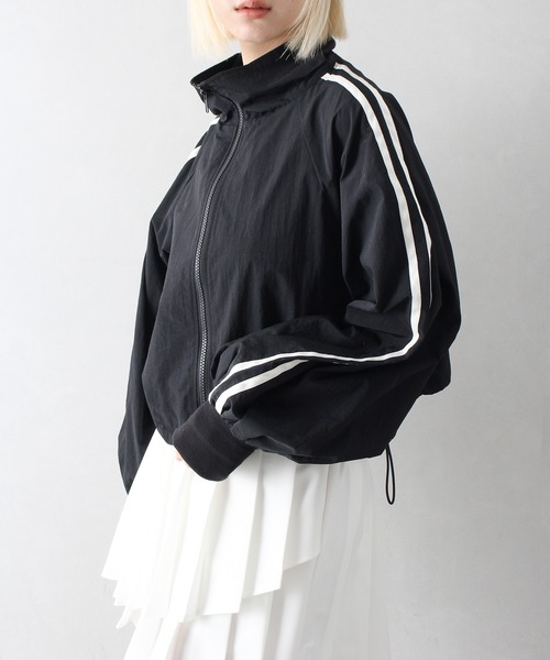 SpRay（スプレイ）の「ナイロンサイドラインショートブルゾン（ブルゾン・レディース・ブラック/グレー/アイボリー/ライトカーキ・FREE）」の19枚目の写真