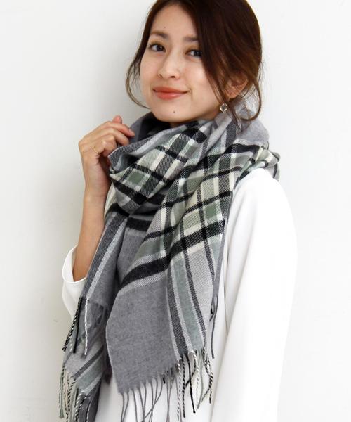 BEAUTY&YOUTH UNITED ARROWS(ビューティーアンドユースユナイテッドアローズ)の「BY チェックストール◆(ストール/ショール・レディース・ホワイト/グレー/ダークグリーン/ブラック/ライトグレー・フリー)」の4枚目の写真