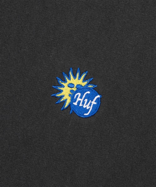 HUF(ハフ)の「TOTAL ECLIPSE WASHED EMB TEE / HUF ハフ 刺繍ロゴ Tシャツ(Tシャツ/カットソー・メンズ・ブラック/ホワイト/ライトブルー・LARGE/MEDIUM/SMALL/XX-LARGE/X-LARGE)」の8枚目の写真