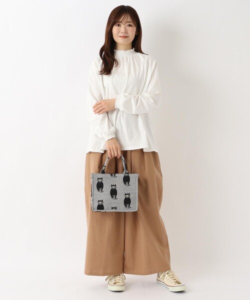 one'sterrace(ワンズテラス)の「コピーヌミニトート(トートバッグ・レディース・グレー系4/ベージュ系8/ダークブラウン系8・99)」の4枚目の写真