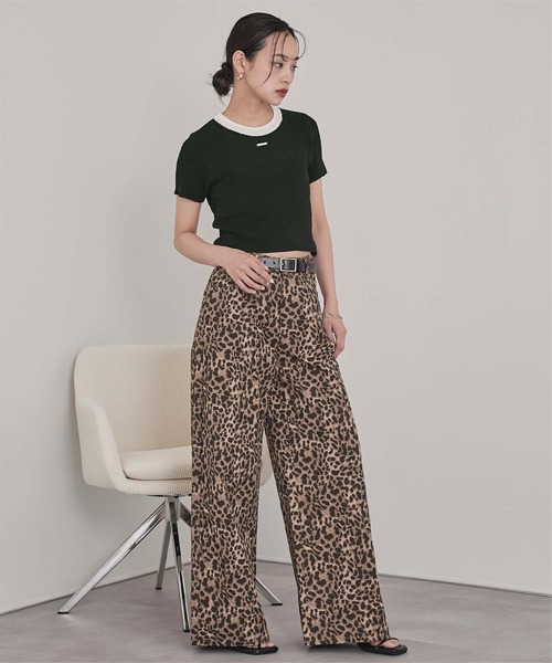 miette(ミエット)の「シルバープレート付き配色プルオーバー(ニット/セーター・レディース・ブルー/グレー/オフホワイト/ブラック/ライトベージュ/レッド・FREE)」の22枚目の写真