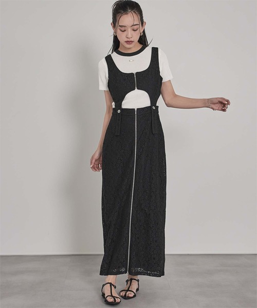 miette(ミエット)の「シルバープレート付き配色プルオーバー(ニット/セーター・レディース・ブルー/グレー/オフホワイト/ブラック/ライトベージュ/レッド・FREE)」の15枚目の写真