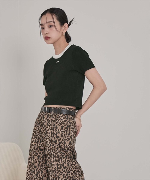 miette(ミエット)の「シルバープレート付き配色プルオーバー(ニット/セーター・レディース・ブルー/グレー/オフホワイト/ブラック/ライトベージュ/レッド・FREE)」の18枚目の写真