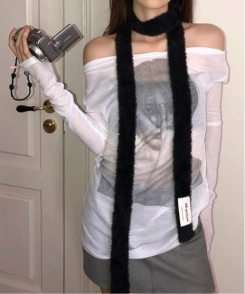 ARCHIVER（アーカイバ）の「【Bz】ロングニット細マフラー/ロングタイ無地カラー（MA/EK225）（マフラー・レディース・レッド/ブラウン/イエロー/ブルー/スモーキーグリーン系/ブラック/ホワイト/グレー・FREE）」の13枚目の写真