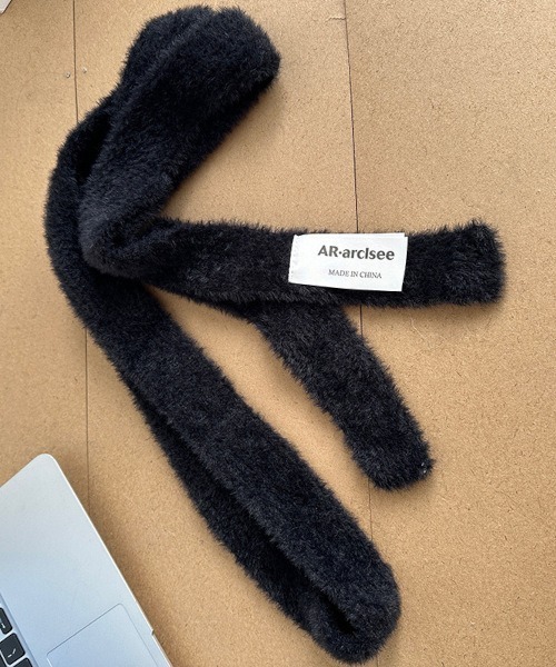 ARCHIVER（アーカイバ）の「【Bz】ロングニット細マフラー/ロングタイ無地カラー（MA/EK225）（マフラー・レディース・レッド/ブラウン/イエロー/ブルー/スモーキーグリーン系/ブラック/ホワイト/グレー・FREE）」の15枚目の写真