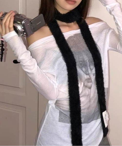 ARCHIVER（アーカイバ）の「【Bz】ロングニット細マフラー/ロングタイ無地カラー（MA/EK225）（マフラー・レディース・レッド/ブラウン/イエロー/ブルー/スモーキーグリーン系/ブラック/ホワイト/グレー・FREE）」の16枚目の写真