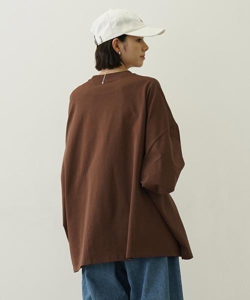 MILKFED.（ミルクフェド）の「CUT OUT LOGO BIG S/S TOP（Tシャツ/カットソー・レディース・ライトピンク/ネイビー/ブラウン/ホワイト・ONE SIZE）」の5枚目の写真