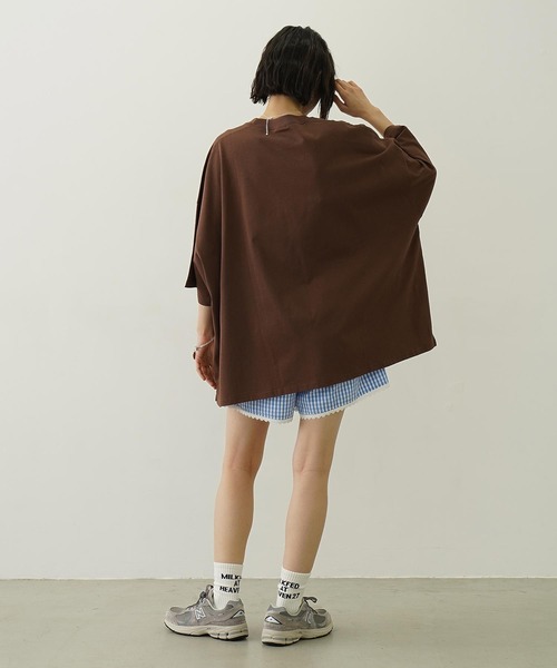 MILKFED.（ミルクフェド）の「CUT OUT LOGO BIG S/S TOP（Tシャツ/カットソー・レディース・ライトピンク/ネイビー/ブラウン/ホワイト・ONE SIZE）」の15枚目の写真