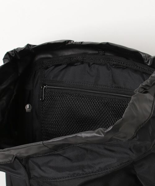 karrimor(カリマー)の「VT day pack R(バックパック/リュック・メンズ・アイボリー/ブラック/ネイビー/チャコールグレー/グリーン/ブルー系その他・FREE)」の9枚目の写真