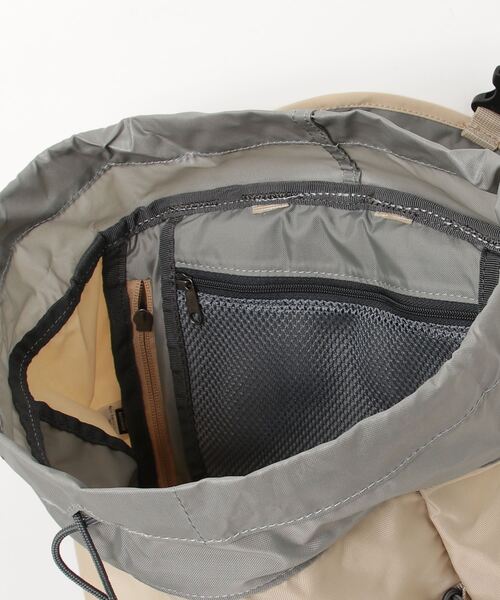karrimor(カリマー)の「VT day pack R(バックパック/リュック・メンズ・アイボリー/ブラック/ネイビー/チャコールグレー/グリーン/ブルー系その他・FREE)」の10枚目の写真