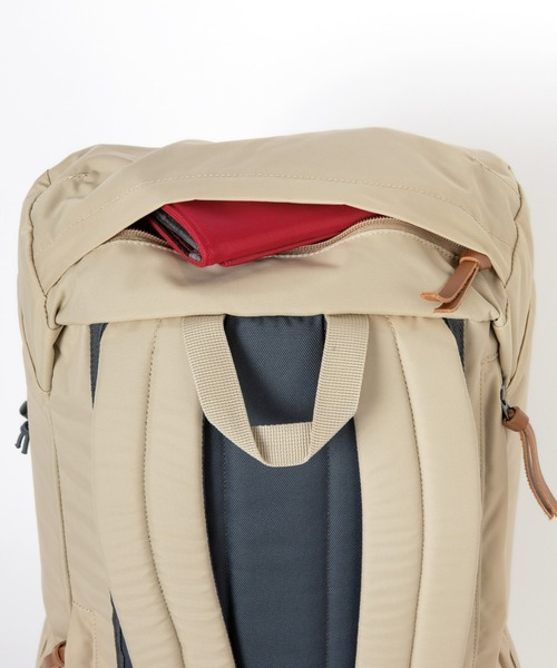 karrimor(カリマー)の「VT day pack R(バックパック/リュック・メンズ・アイボリー/ブラック/ネイビー/チャコールグレー/グリーン/ブルー系その他・FREE)」の11枚目の写真