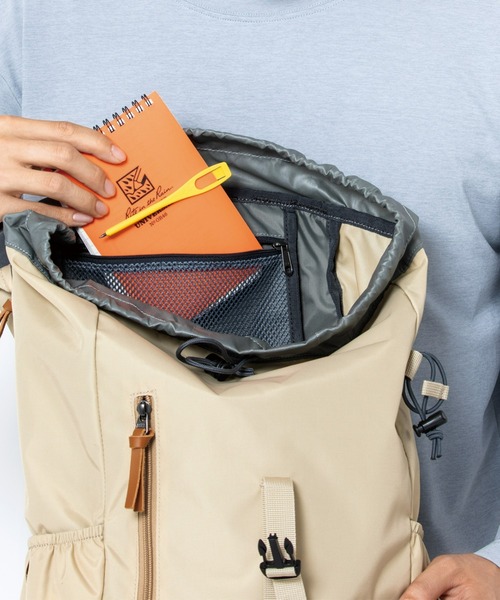 karrimor(カリマー)の「VT day pack R(バックパック/リュック・メンズ・アイボリー/ブラック/ネイビー/チャコールグレー/グリーン/ブルー系その他・FREE)」の14枚目の写真