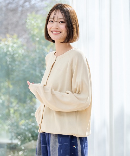 Arnold Palmer（アーノルドパーマー）の「リネンタッチ エアリ― ニット カーディガン（カーディガン/ボレロ・レディース・アイボリー/ブラック/ピンク・S/M/L）」の4枚目の写真