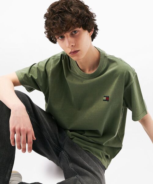 tommy jeans(トミー ジーンズ)の「リラックスラベルTシャツ(Tシャツ/カットソー・メンズ・グレー/レッド/グリーン/マルチ/ブルー・SMALL/MEDIUM/LARGE/X-LARGE)」の12枚目の写真