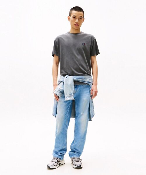 tommy jeans(トミー ジーンズ)の「リラックスラベルTシャツ(Tシャツ/カットソー・メンズ・グレー/レッド/グリーン/マルチ/ブルー・SMALL/MEDIUM/LARGE/X-LARGE)」の17枚目の写真