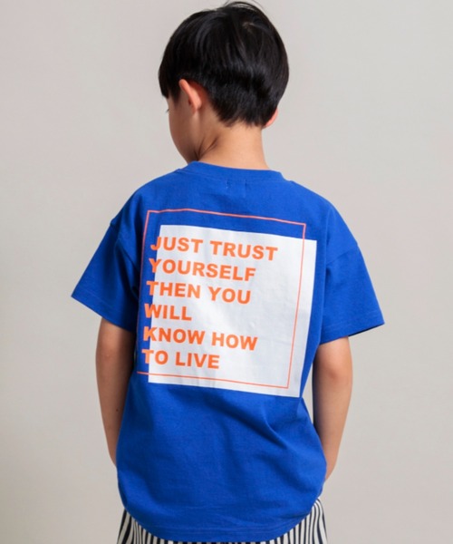 DRC branshes(ディーアールシーブランシェス)の「【DRC/綿100%】アソートグラフィック半袖Tシャツ(Tシャツ/カットソー・キッズ・アイボリー/ブルーグレー/マスタード/フューシャピンク/ベージュ/ダークグリーン/ブラック/チャコールグレー/オフホワイト/ネイビー/ライム/ブルー・150/160/90/100/110/120/130/140)」の10枚目の写真