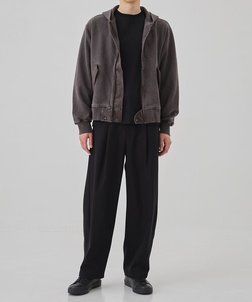 UNITED TOKYO(ユナイテッドトウキョウ)の「ピグメントダイ バレルベイカースウェットパンツ(スウェットパンツ・メンズ・ダークグレー/ブラウン・1/2)」の12枚目の写真