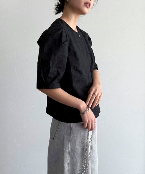 fredy emue(フレディエミュ)の「【WEB限定カラーあり】コットンリップルハート刺繍ブラウス(シャツ/ブラウス・レディース・イエロー系その他/ブラック/ブラック系その他/ベージュ系その他/ホワイト系その他・38)」の18枚目の写真