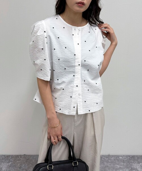 チュール×フラワー刺繍ブラウス | outlet | axes femme online shop