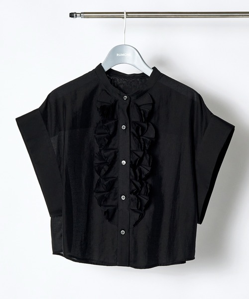 RUMCHE(ラムシェ)の「Half Moon Ruffle Short Blouse / ハーフムーンラッフルショートブラウス(シャツ/ブラウス・レディース・ホワイト/ブラック・FREE)」の3枚目の写真