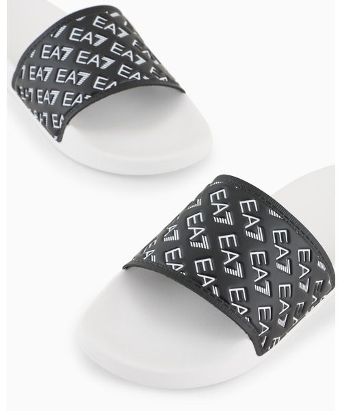 EMPORIO ARMANI EA7(エンポリオアルマーニイーエーセブン)の「<ZOZO限定>【エンポリオ アルマーニ EA7】スライドサンダル オールオーバーロゴ(サンダル・メンズ・ブラック/ブラック×ホワイト/ホワイト系その他・40/41/42/43/44/36/37/38/39)」の1枚目の写真