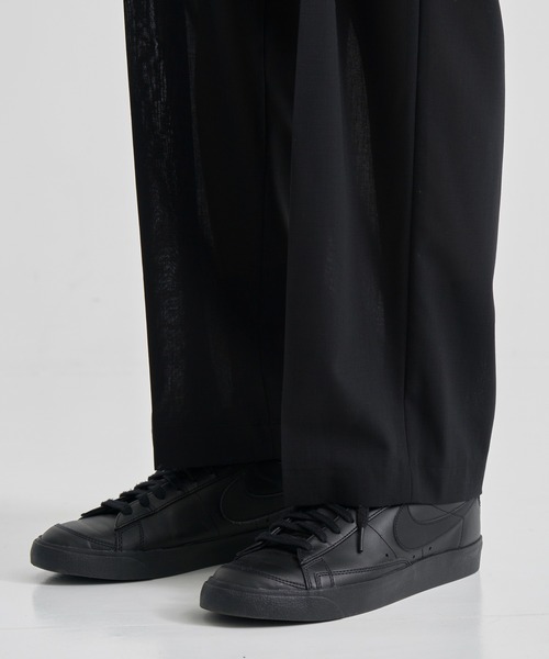 ATON(エイトン)の「【ATON / エイトン】TWIST WOOL TROPICAL TWO TUCKED EASY PANTS(スラックス・メンズ・ブラック/グレー・2/4/6)」の12枚目の写真