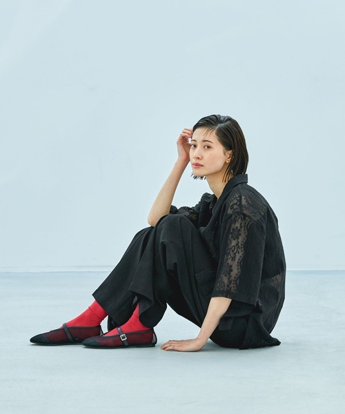 LAKOLE(ラコレ)の「【長さが選べる】レースシャツ / 327800(シャツ/ブラウス・レディース・テラコッタ/ブルー/アイボリー/ブラック/ブラウン・MEDIUM/LARGE)」の15枚目の写真