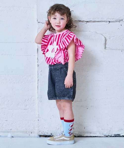 MARKEY'S(マーキーズ)の「デニムホットパンツ(デニムパンツ・キッズ・ライトブルー/ブラック・90/100/110/120/80/130/140/150)」の4枚目の写真