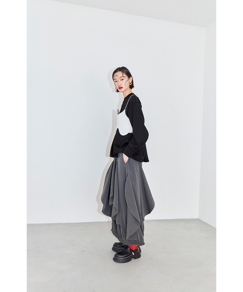 OMMO（オーエムエムオー）の「CIRCLE LAYERED DOCKING SK（スカート