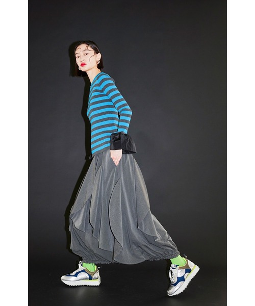 OMMO（オーエムエムオー）の「CIRCLE LAYERED DOCKING SK（スカート