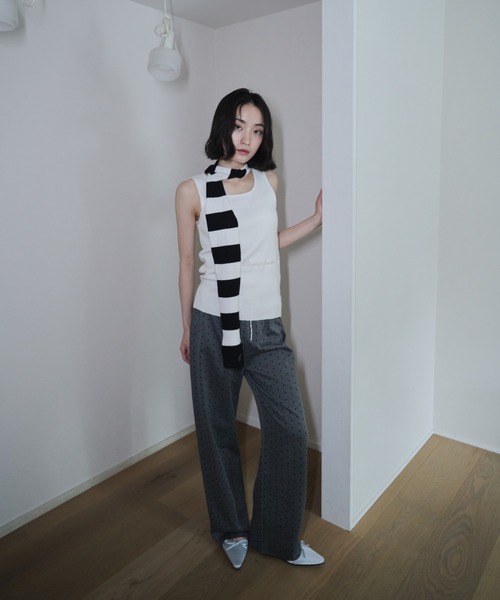 Smyeon（スミョン）の「Scarf knit tanktop/スカーフ付きニット