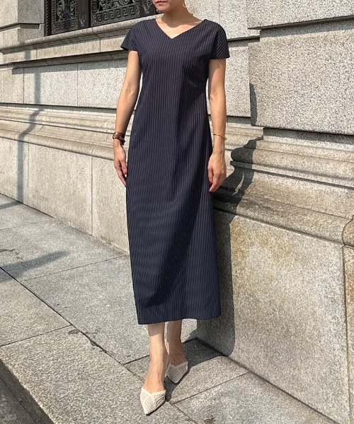 JENNE（ジェンヌ）の「ピンストライプ美シルエットワンピース（ワンピース・レディース・ネイビー/ブラック・LARGE/SMALL/MEDIUM）」の10枚目の写真