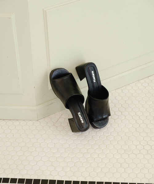 Kastane（カスタネ）の「*【スウェード&PUレザー】ラウンドミュールサンダル（サンダル・レディース・グリーン系その他/ブラック/ベージュ・38/36/37）」の7枚目の写真