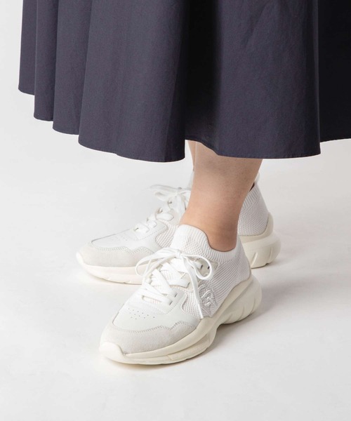 STUART WEITZMAN(スチュアートワイツマン)の「STUART WEITZMAN 5050 SNEAKER スチュアート・ワイツマン スニーカー スニーカー(スニーカー・レディース・ホワイト×グレー/ブラック/ホワイト・36/38/37)」の5枚目の写真