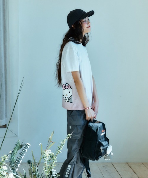 Snow Peak（スノーピーク）の「【日本未発売/WEB限定】Snow Peak(スノーピーク)/[Snowpeak X Hello Kitty] Mini backpack/ハローキティ 軽量 ミニ バックパック リュック（バックパック/リュック・レディース・クリーム/ブラック・FREE）」の21枚目の写真