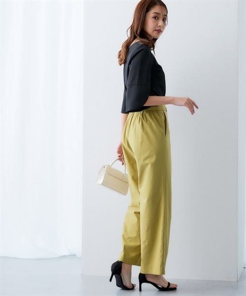 7days Life Styling（セブンデイズライフスタイリング）の「ドライタッチストレッチベルト付きワイドパンツ（ストレッチ・接触冷感・UVカット）＜大きいサイズ有＞（スラックス・レディース・イエロー/ベージュ/ブラック・S/M/L/LL/3L）」の11枚目の写真