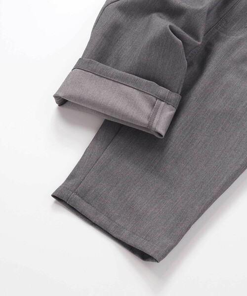 BeBe（ベベ）の「【WEB限定】ツイルストレッチポケットロゴプリントハーフパンツ(100~140cm)（その他パンツ・キッズ・グリーン/グレー・130cm/120cm/110cm/140cm/100cm）」の15枚目の写真