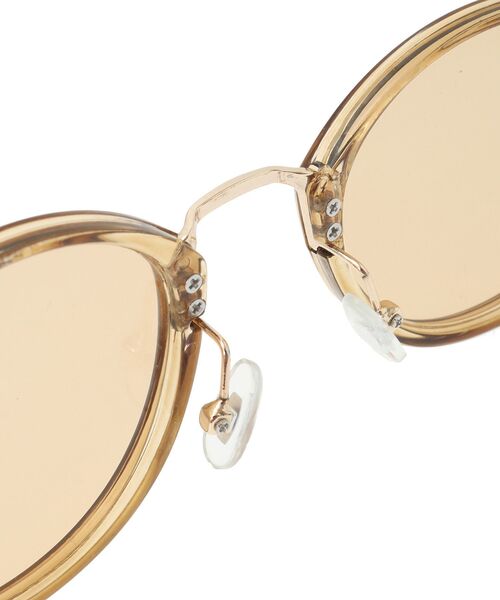 AMERICAN HOLIC（アメリカンホリック）の「ブリッジメタルグラス（調光・偏光レンズ）（サングラス・レディース・ベージュ/ブラック・FREE）」の18枚目の写真