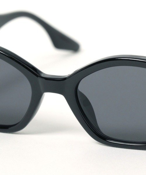 LAND MUSEUM（ランドミュージアム）の「LAND MUSEUM／カーブエンドグラス（サングラス・メンズ・ブラック・FREE）」の5枚目の写真