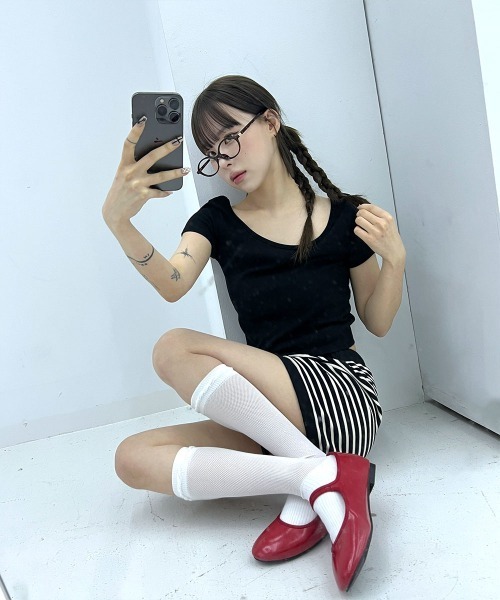 4INT.（フォイント）の「【ウエストゴム】 ストライプ 配色 バンディング ニット ショートパンツ（その他パンツ・レディース・グレー/ブラック・FREE）」の14枚目の写真