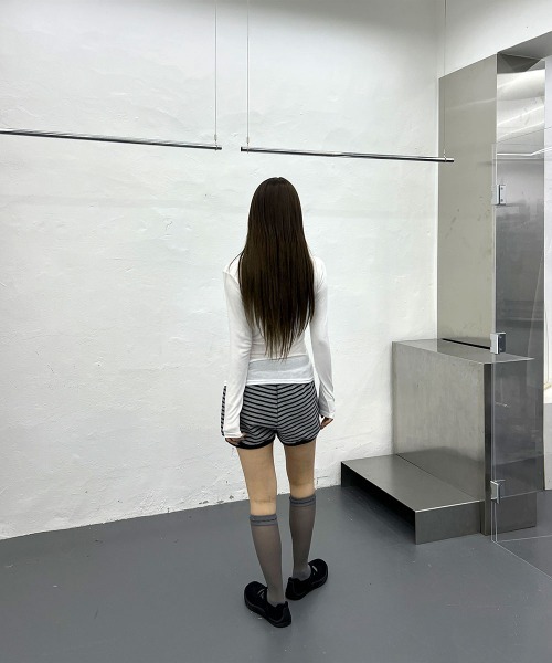 4INT.（フォイント）の「【ウエストゴム】 ストライプ 配色 バンディング ニット ショートパンツ（その他パンツ・レディース・グレー/ブラック・FREE）」の11枚目の写真
