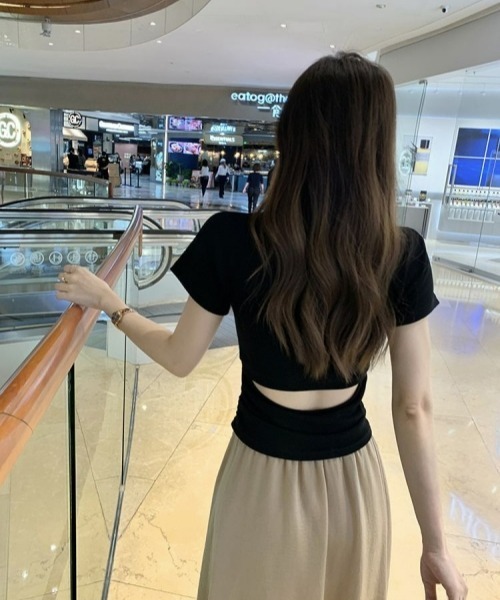 gossip!ロサンゼルス(ゴシップロサンゼルス)の「Y2Kガーリー*バックオープンショートスリーブTシャツ(Tシャツ/カットソー・レディース・ブラック/パープル・FREE)」の15枚目の写真