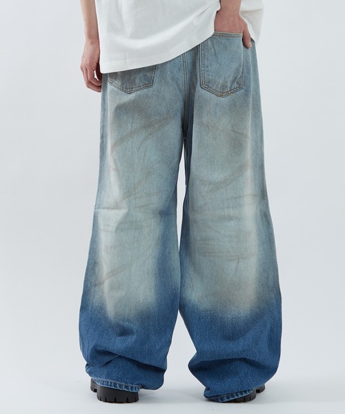 improves(インプローブス)の「グラデーション タック デニムパンツ(デニムパンツ・メンズ・ブラック/ブルー・MEDIUM/LARGE)」の16枚目の写真